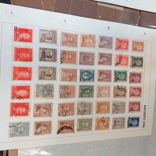 157 - Argentina collection on approx 20 pages, mainly mint from early to recent.