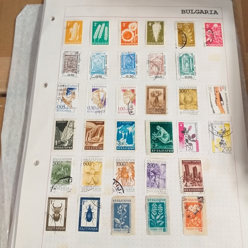 175 - Bulgaria collection mint and used with the odd issue CTO, bulk of the collection is from 1911 to 196... 