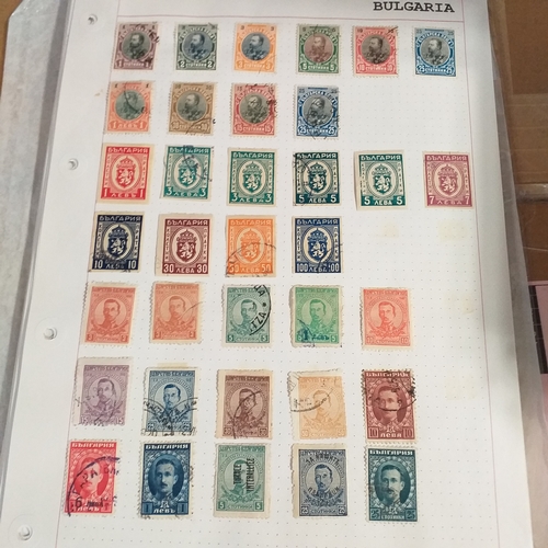 175 - Bulgaria collection mint and used with the odd issue CTO, bulk of the collection is from 1911 to 196... 