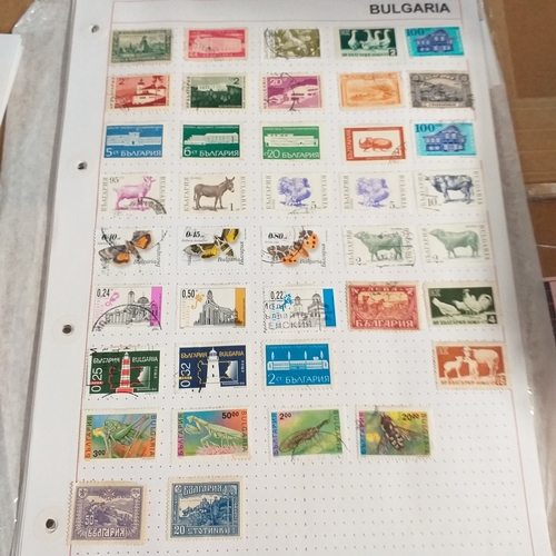 175 - Bulgaria collection mint and used with the odd issue CTO, bulk of the collection is from 1911 to 196... 