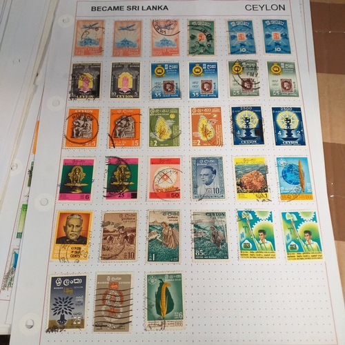 183 - Ceylon (Sri Lanka) small collection on 30+ album pages/stock cards, good selection with QV to 1/- KG... 