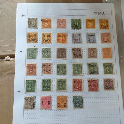 185 - China nice collection on approx 50 + album pages with issues from early to late 1990's, mostly mint,... 