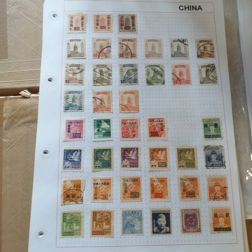 185 - China nice collection on approx 50 + album pages with issues from early to late 1990's, mostly mint,... 