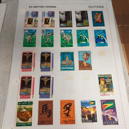 225 - Guyana small collection on 9 album pages and 1 double sided Hagner, covers period 1966 to 1989. 1966... 