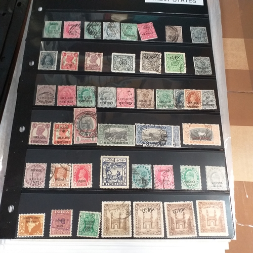 231 - India collection on 40+ album sheets / stock cards from early to 2010 approx, with a selection of In... 