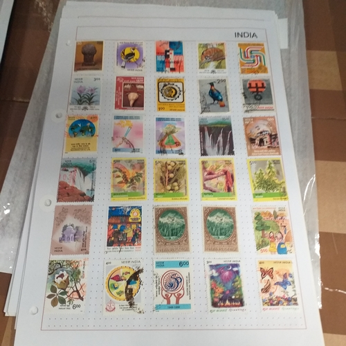 231 - India collection on 40+ album sheets / stock cards from early to 2010 approx, with a selection of In... 