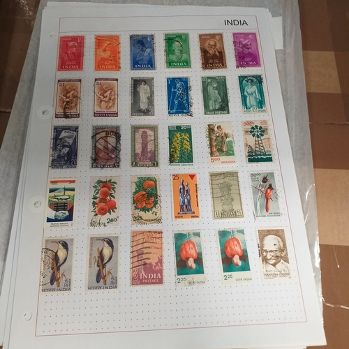 231 - India collection on 40+ album sheets / stock cards from early to 2010 approx, with a selection of In... 