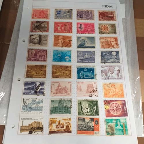 231 - India collection on 40+ album sheets / stock cards from early to 2010 approx, with a selection of In... 