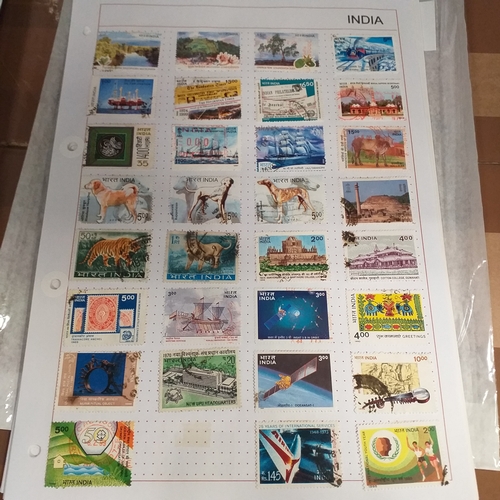 231 - India collection on 40+ album sheets / stock cards from early to 2010 approx, with a selection of In... 
