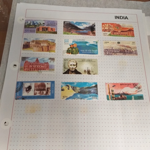 231 - India collection on 40+ album sheets / stock cards from early to 2010 approx, with a selection of In... 