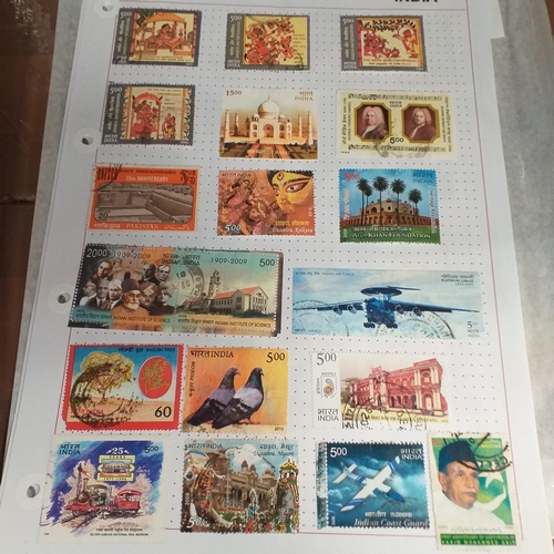 231 - India collection on 40+ album sheets / stock cards from early to 2010 approx, with a selection of In... 