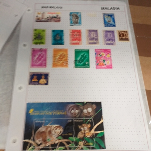 249 - Malaysia from 1970 to early 2000's collection on 30+ album sheets good selection of commemorative is... 