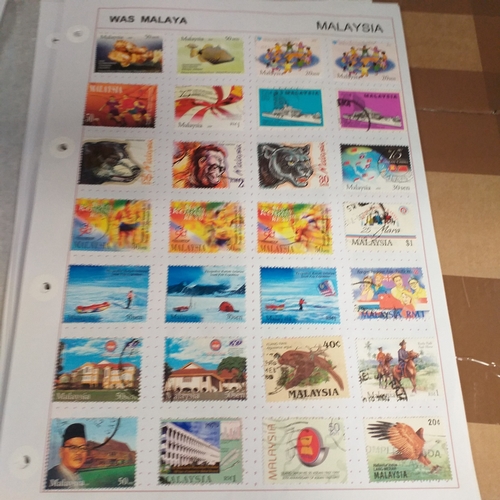 249 - Malaysia from 1970 to early 2000's collection on 30+ album sheets good selection of commemorative is... 