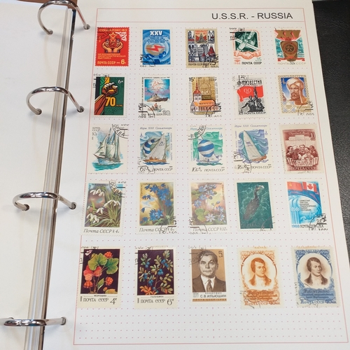 277 - Russia collection in 4 ring binder, mint and used from early to 1990's, many 100's with a good selec... 