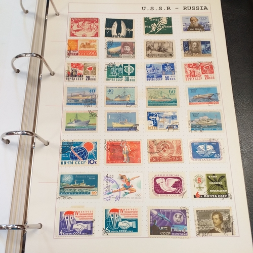 277 - Russia collection in 4 ring binder, mint and used from early to 1990's, many 100's with a good selec... 