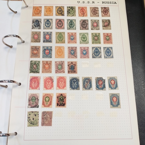 277 - Russia collection in 4 ring binder, mint and used from early to 1990's, many 100's with a good selec... 