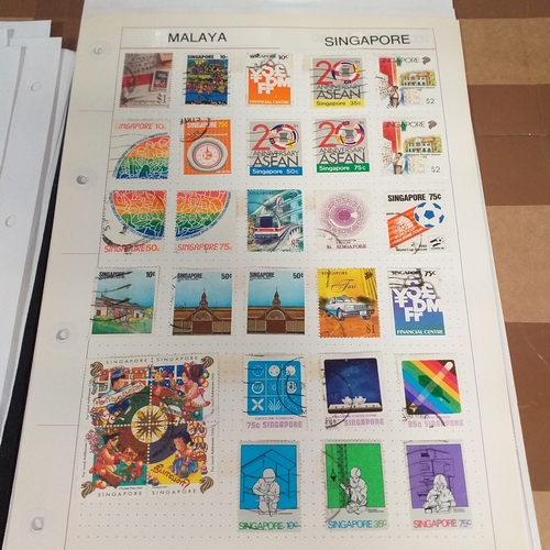 288 - Singapore collection on approx 30 album pages / stock cards, with bulk of the collection QE2 issues ... 