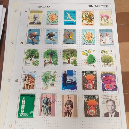 288 - Singapore collection on approx 30 album pages / stock cards, with bulk of the collection QE2 issues ... 