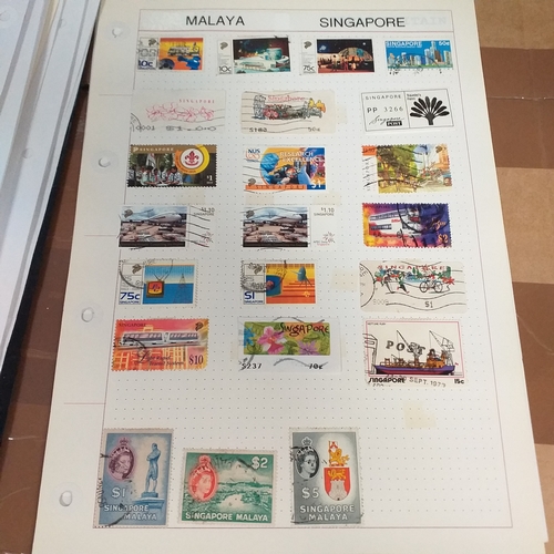 288 - Singapore collection on approx 30 album pages / stock cards, with bulk of the collection QE2 issues ... 