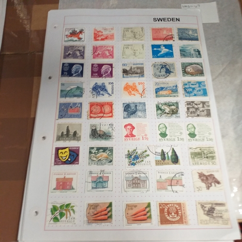 293 - Sweden collection on approx 35+ album pages, from early to early 2000's, earlier issues show good po... 
