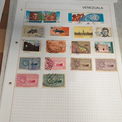 305 - Venezuela, small collection on 13 album sheets, from early issues (good selection of overprints) bul... 