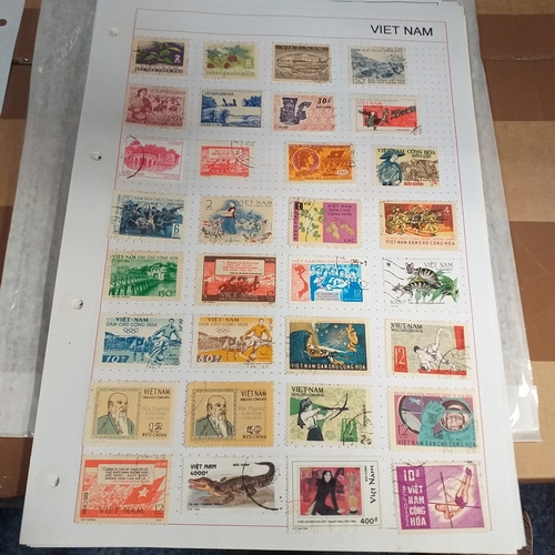 306 - Vietnam collection on approx 20 album pages, mostly used (some issues CTO) strong thematic interest.