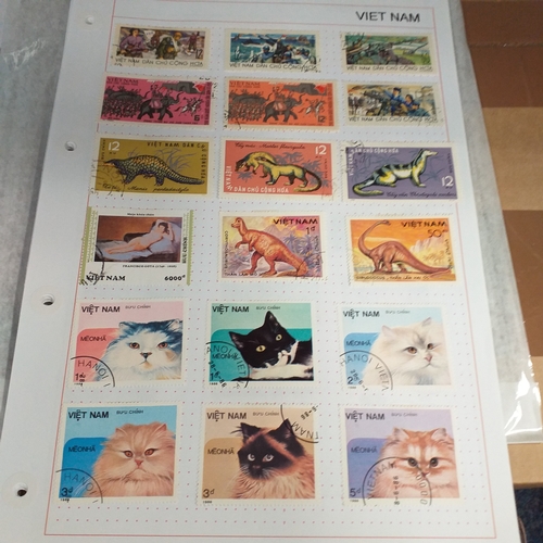 306 - Vietnam collection on approx 20 album pages, mostly used (some issues CTO) strong thematic interest.
