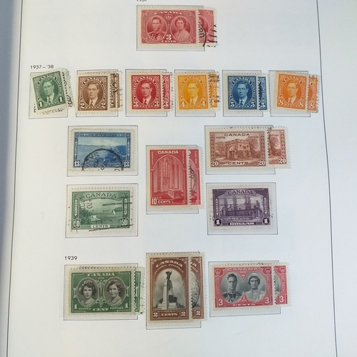 179 - Davo preprinted album - 1851-1985 - 70% complete with mainly un-mounted mint issues, superb conditio... 