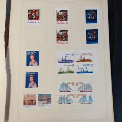180 - Canada - Collection on 25 sheets of early used to 1980's with most issues from early 1970's being mi... 