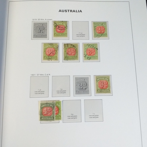 164 - Quality DAVO pre-printed album 1913-1985 in superb condition approx three quarters full, good repres... 