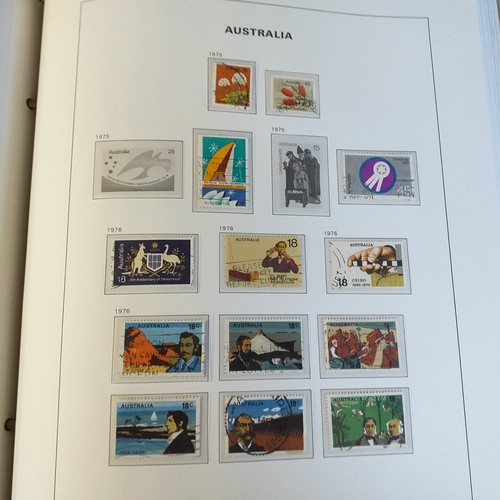 164 - Quality DAVO pre-printed album 1913-1985 in superb condition approx three quarters full, good repres... 