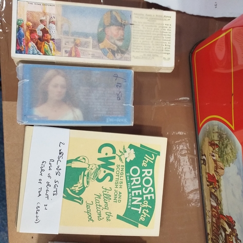 67 - Tin of Trade sets, 20 in all VG/Exc condition Cat Val 300