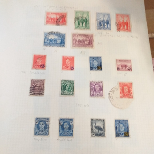 163 - Australia collection - 1911-1979 mint & used,on album pages,(including a small selection of states w... 