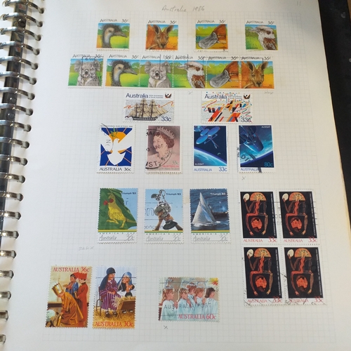 163 - Australia collection - 1911-1979 mint & used,on album pages,(including a small selection of states w... 