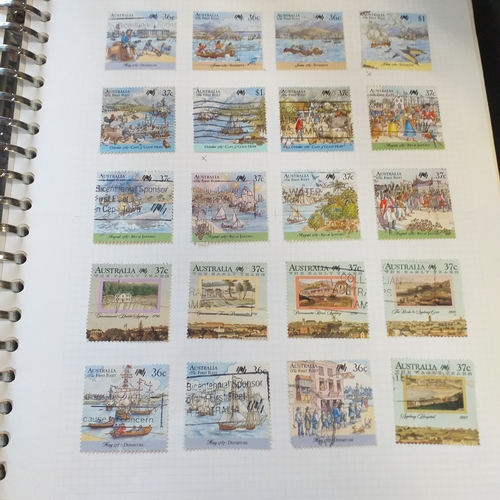 163 - Australia collection - 1911-1979 mint & used,on album pages,(including a small selection of states w... 