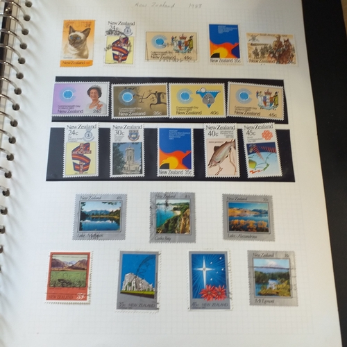 261 - New Zealand mint & used collection - 1882-1971 on album pages, 1972-2005 in a WH Smith Collecta Seri... 