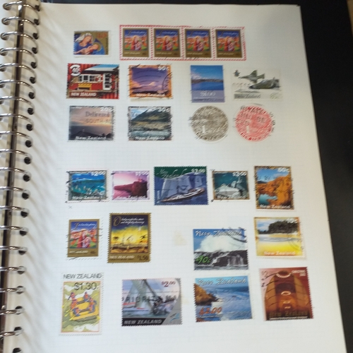 261 - New Zealand mint & used collection - 1882-1971 on album pages, 1972-2005 in a WH Smith Collecta Seri... 