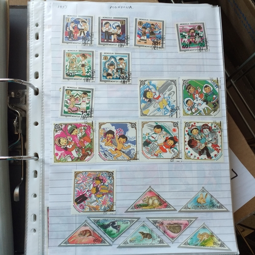 147 - Mongolia and Mozambique collection in 2 ring Lever Arch File. Mongolia 1924 to 1990/91 (ideal for th... 