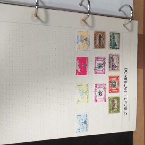 126 - South & Central American Countries collection in a 4 ring binder, mint used includes Bolivia, Domini... 