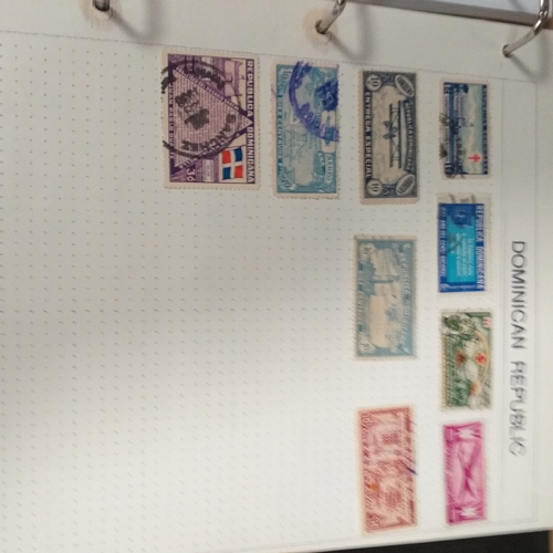 126 - South & Central American Countries collection in a 4 ring binder, mint used includes Bolivia, Domini... 