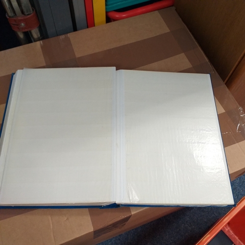 112 - 6 x stock books in good to excellent condition - 2 x 8 page/16 sides, 2x 16 page/32 sides, 1 x 15 pa... 