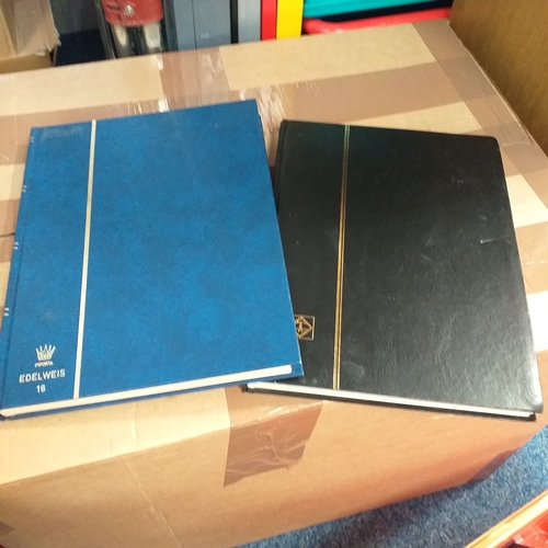 112 - 6 x stock books in good to excellent condition - 2 x 8 page/16 sides, 2x 16 page/32 sides, 1 x 15 pa... 