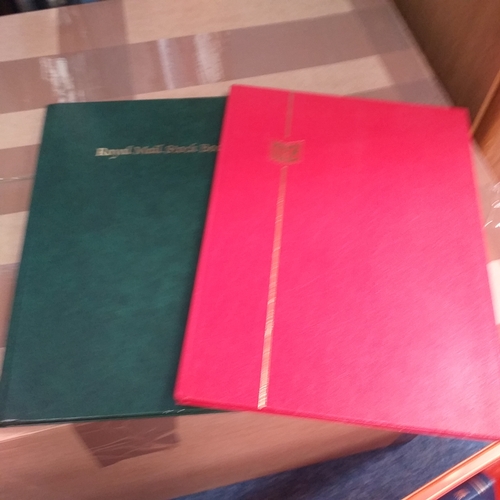 112 - 6 x stock books in good to excellent condition - 2 x 8 page/16 sides, 2x 16 page/32 sides, 1 x 15 pa... 