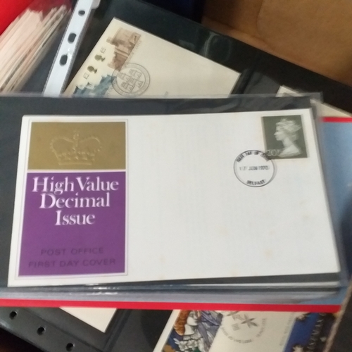 100 - GB FDC Collection of commemorative covers in 2 boxes 1960's-2019, looks complete from early 1980's. ... 