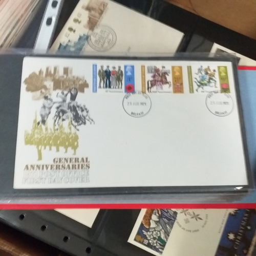 100 - GB FDC Collection of commemorative covers in 2 boxes 1960's-2019, looks complete from early 1980's. ... 