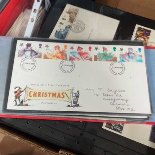 100 - GB FDC Collection of commemorative covers in 2 boxes 1960's-2019, looks complete from early 1980's. ... 