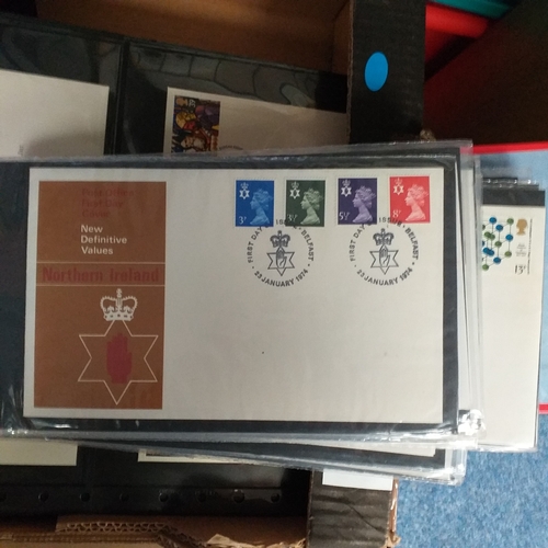 100 - GB FDC Collection of commemorative covers in 2 boxes 1960's-2019, looks complete from early 1980's. ... 