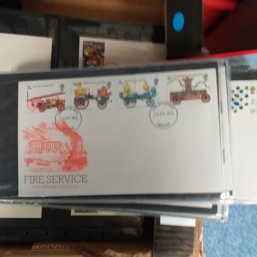 100 - GB FDC Collection of commemorative covers in 2 boxes 1960's-2019, looks complete from early 1980's. ... 