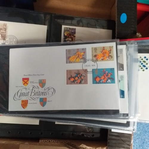 100 - GB FDC Collection of commemorative covers in 2 boxes 1960's-2019, looks complete from early 1980's. ... 