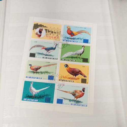 131 - 5 X W H Smith 8 page 16 side stock books with World stamps mint and used, includes GB, viewing requi... 